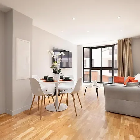 아파트 Luxueux Climatiseur Parking Prive Wifi Metro Aeroport Centre Campans Caffarelli *